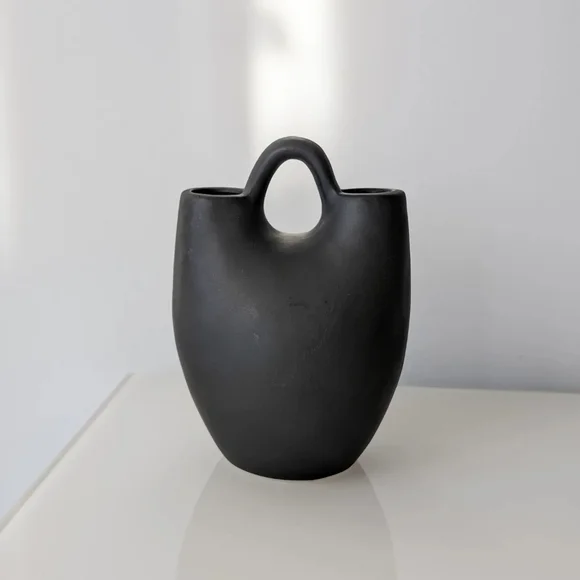 Metal vase - Picture 2 of 2